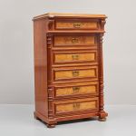 1028 9262 CHEST OF DRAWERS